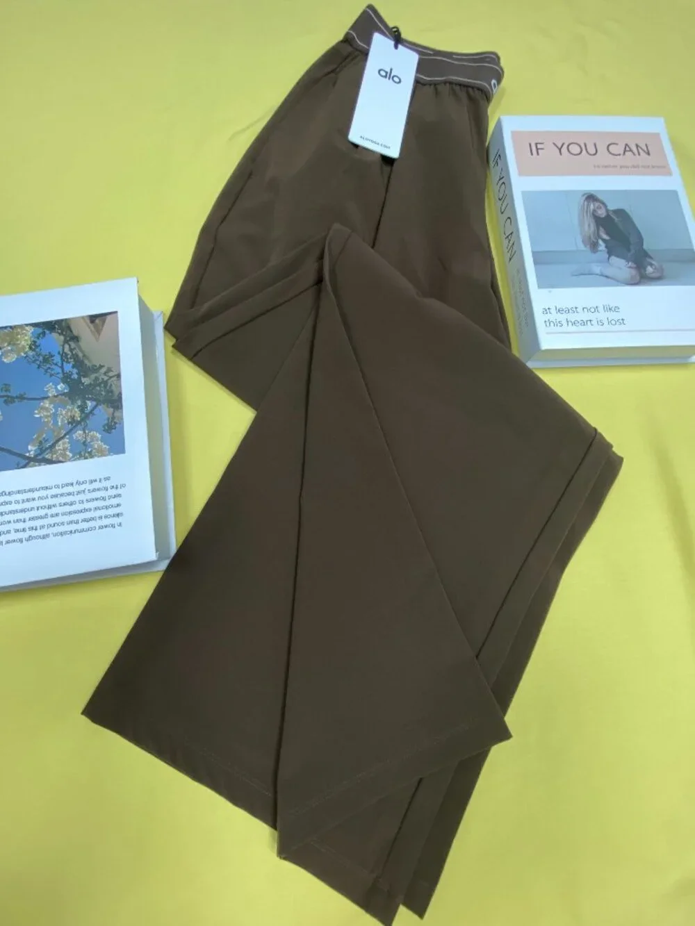 ALO Yoga espresso brown